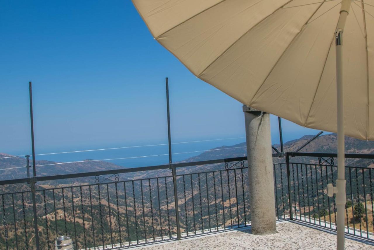 La Casa Della Nonna Villa San Mauro Castelverde Екстериор снимка